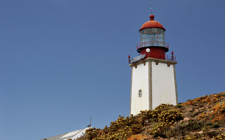 Duque de Bragança Lighthouse in Berlengas, GoPeniche Your Local Touristic Guide