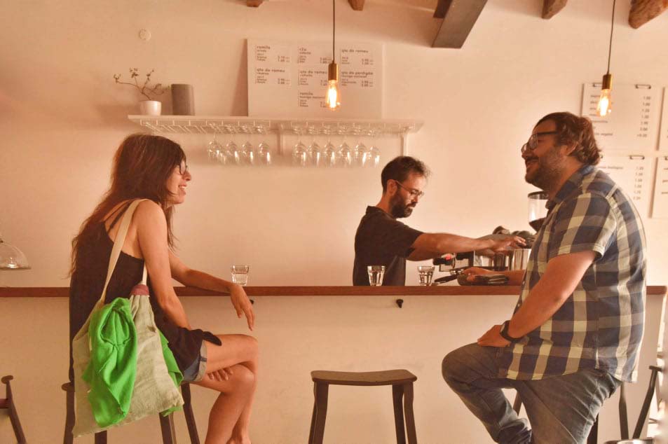 Traditional café in Caldas da Rainha